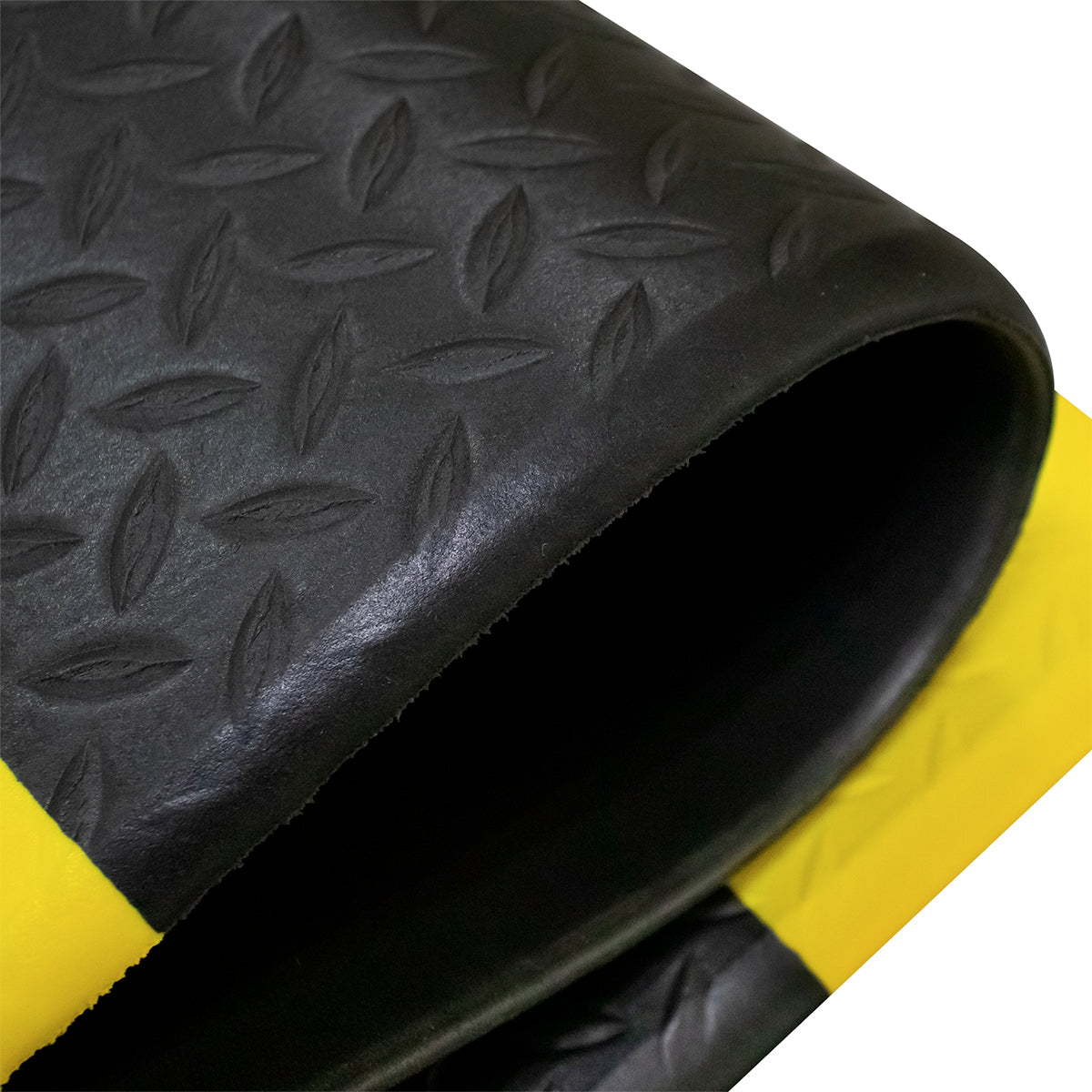 Tapete Antifatiga de Celda Cerrada 9.5mm | Rollo Industrial Negro/Amarillo | Máximo Ahorro de Energía