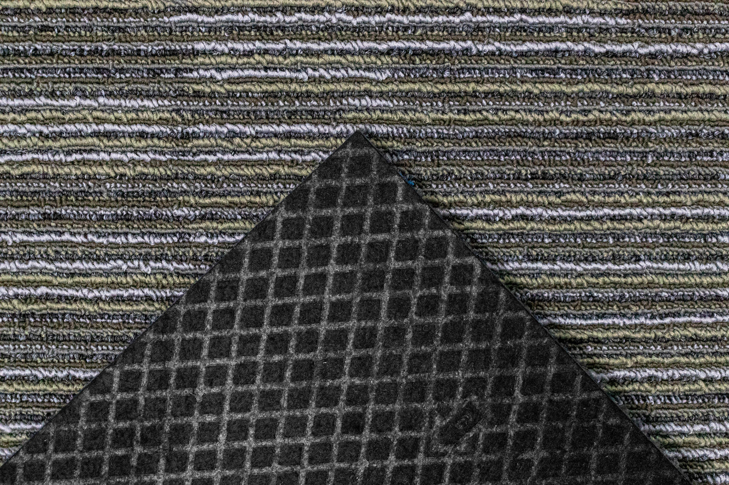 Alfombra Modular Aspen 50x50 cm | Uso Rudo, Textura Moderna y 3 Tonos Corporativos