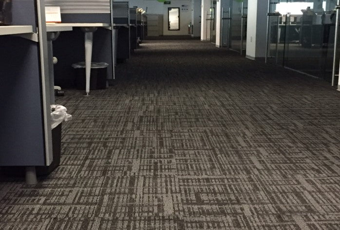 Alfombra Modular Biarritz Alto Tráfico 50x50 cm | Uso Rudo, Base EBAC/PVC y Propiedades Antiestáticas