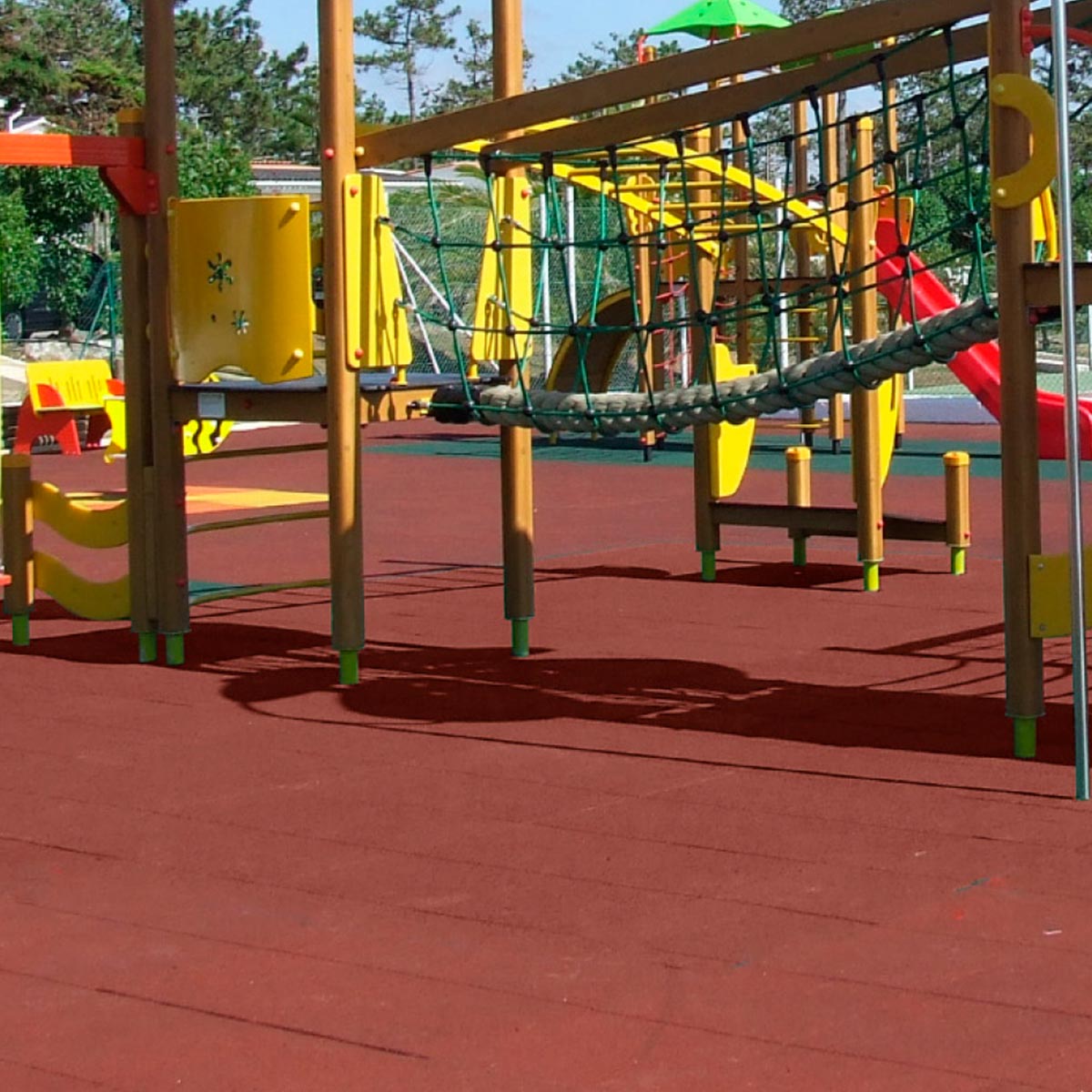 Piso Kids Mat Livingreen – Piso de Caucho Reciclado Amortiguante para Juegos Infantiles y Zonas Deportivas