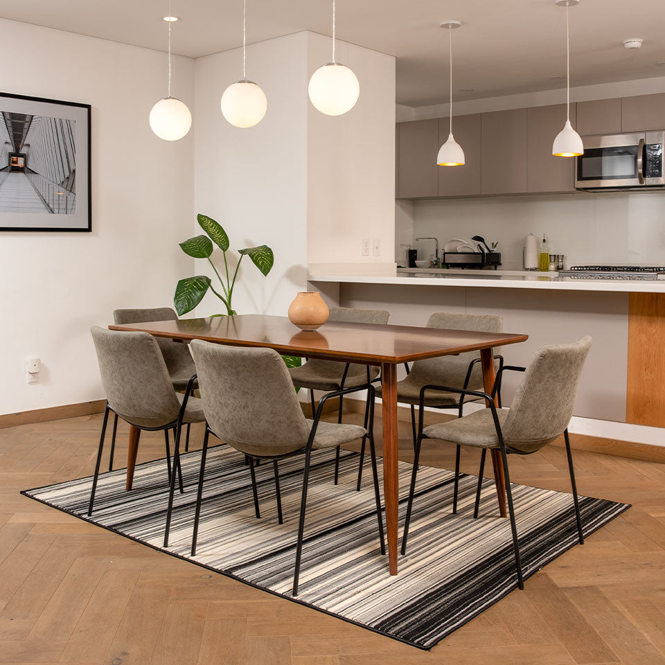 Tapete de sala gris con rayas Soho 042 160 cm x 220 cm